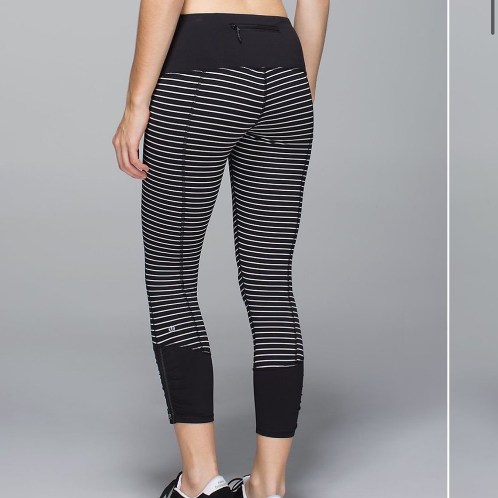 Lululemon Runday Crop Parallel Stripe